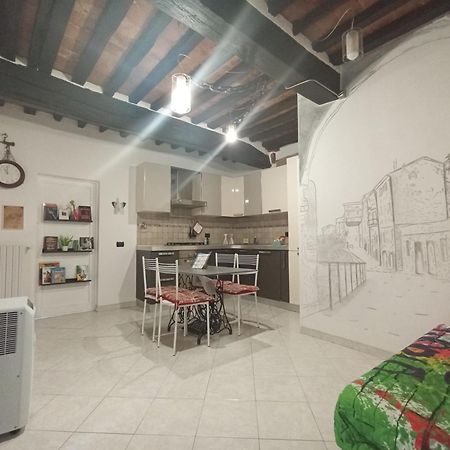 Sunrise Apartment Peccioli Quarto foto